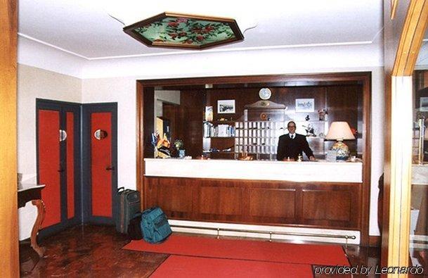 Hotel Miravalle Nápoly Beltér fotó