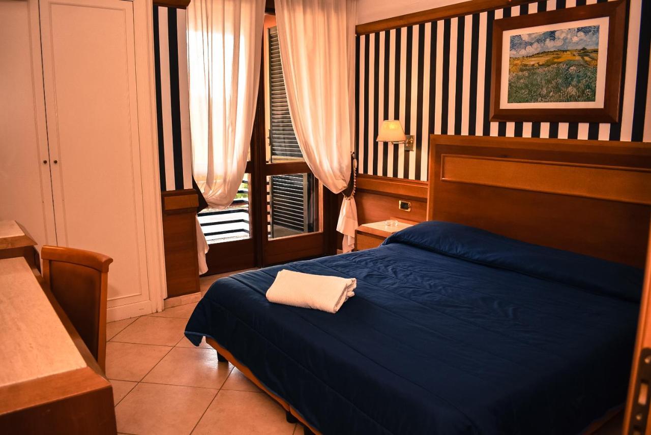 Hotel Miravalle Nápoly Kültér fotó