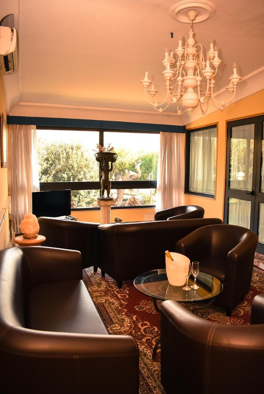 Hotel Miravalle Nápoly Kültér fotó