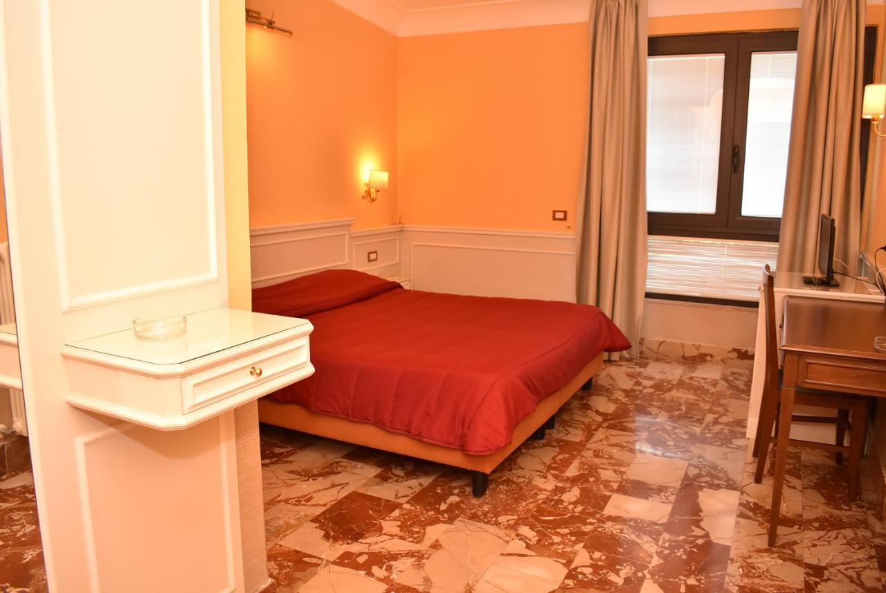 Hotel Miravalle Nápoly Kültér fotó